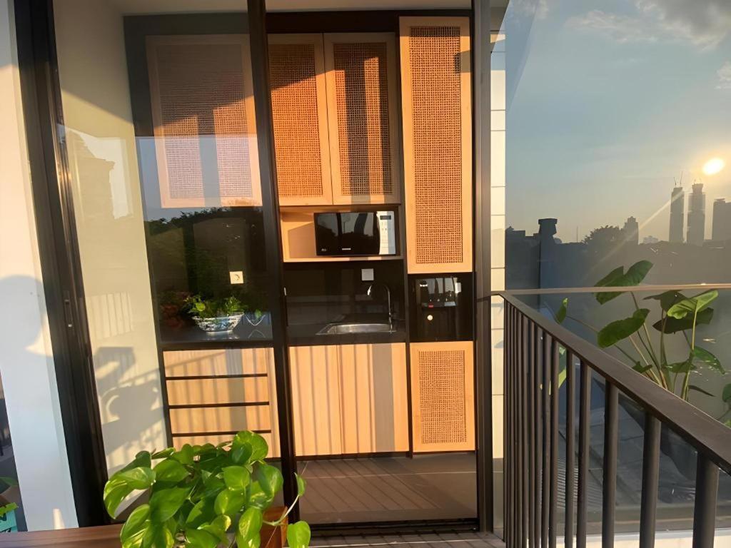 Daun Menteng Jakarta